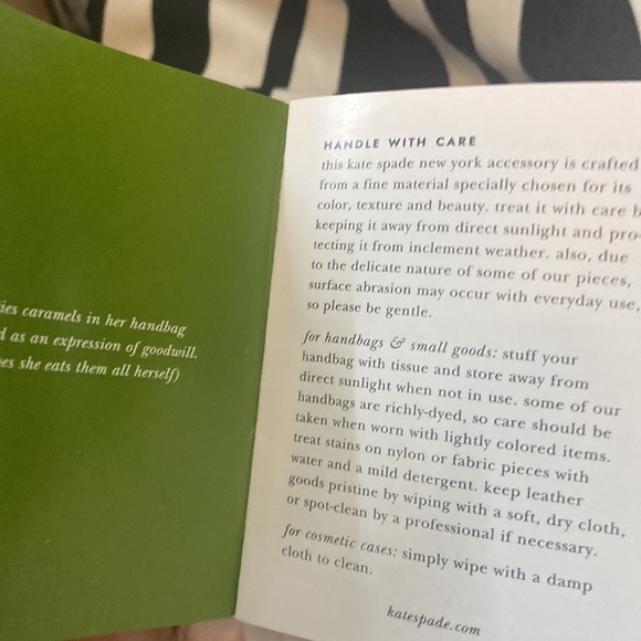 KATE SPADE NEW YORK BAG (Authentic) - Picture 6 of 8